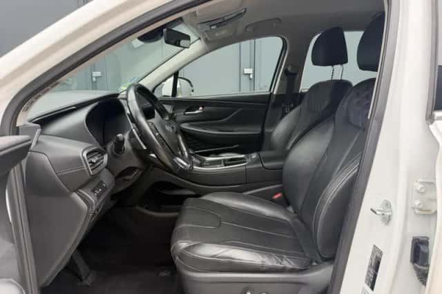 Hyundai Santa Fe (2022) thumbnail 6