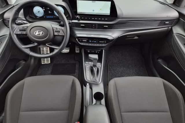 Hyundai Bayon (2024) thumbnail 2