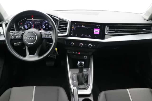 Audi A1 (2023) thumbnail 2