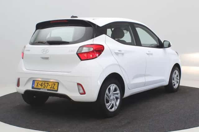 Hyundai i10 (2024) thumbnail 3