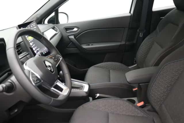 Renault Captur (2024) thumbnail 4