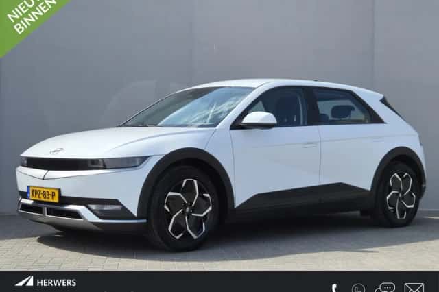 Hyundai Ioniq 5 (2023) thumbnail 1
