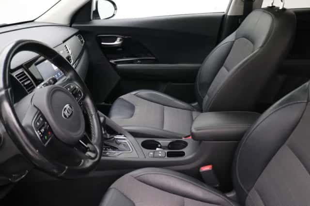 Kia Niro (2018) thumbnail 4