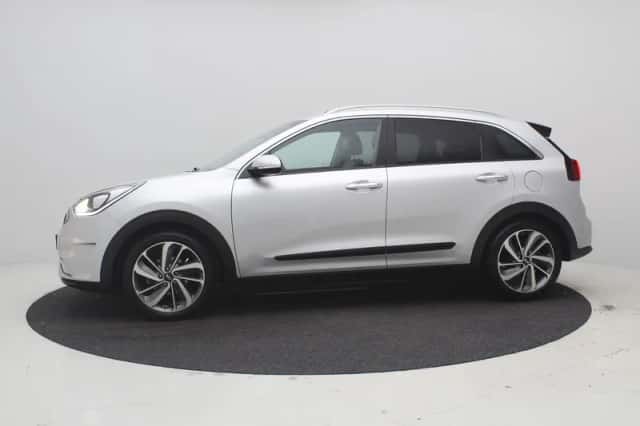 Kia Niro (2018) thumbnail 6
