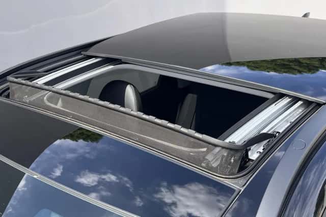 Hyundai Kona (2024) thumbnail 4