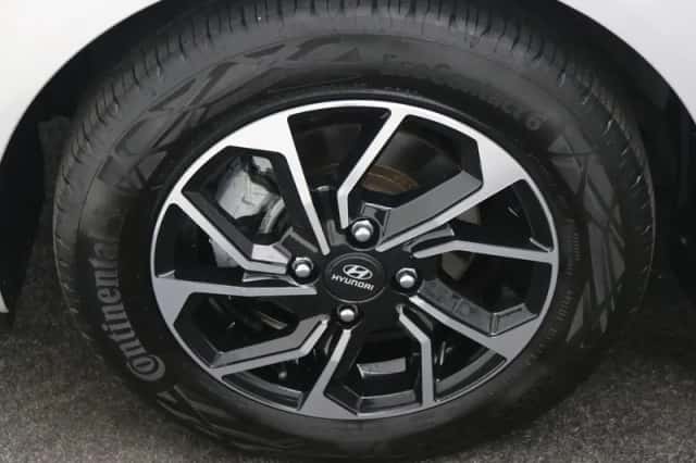 Hyundai i10 (2023) thumbnail 5