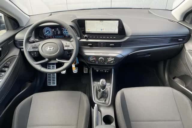 Hyundai Bayon (2025) thumbnail 2