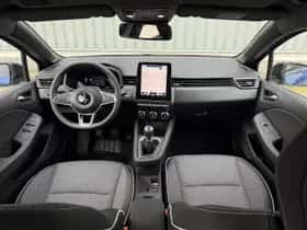 Mitsubishi Colt (2025) thumbnail 2