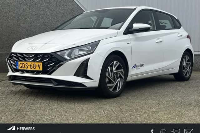 Hyundai i20 (2024) thumbnail 1