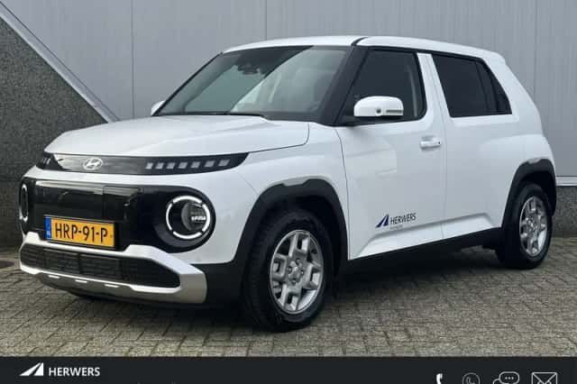 Hyundai Inster (2025) thumbnail 1