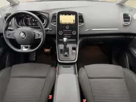 Renault Grand Scénic (2023) thumbnail 2