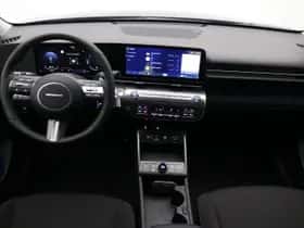 Hyundai Kona (2025) thumbnail 2