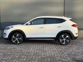 Hyundai Tucson (2015) thumbnail 10