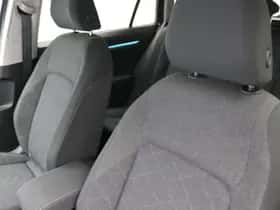 Volkswagen Golf (2021) thumbnail 15