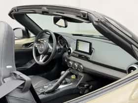 Mazda MX-5 (2023) thumbnail 53