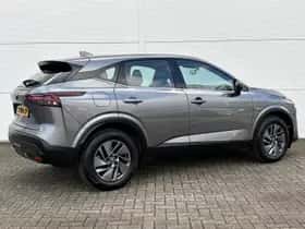 Nissan Qashqai (2022) thumbnail 3