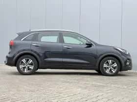 Kia Niro (2022) thumbnail 16