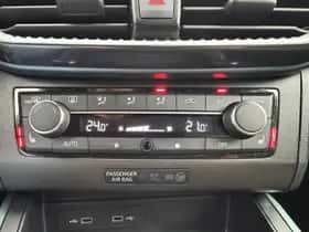 SEAT Arona (2022) thumbnail 4