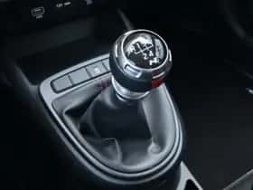 Hyundai i10 (2023) thumbnail 14