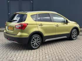 Suzuki SX4 S-Cross (2016) thumbnail 3