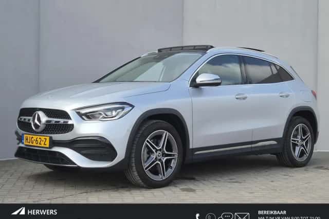 Mercedes-Benz GLA-Klasse (2023) thumbnail 1