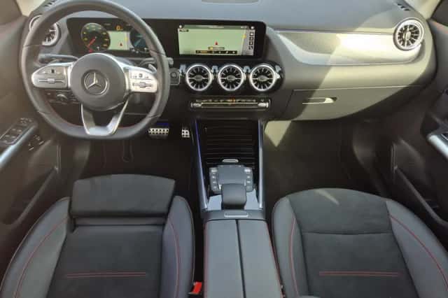 Mercedes-Benz GLA-Klasse (2023) thumbnail 2