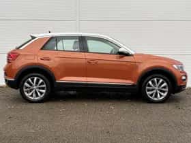 Volkswagen T-Roc (2019) thumbnail 22