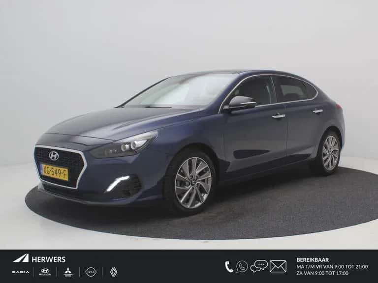 Hyundai i30 (2019) — foto 1