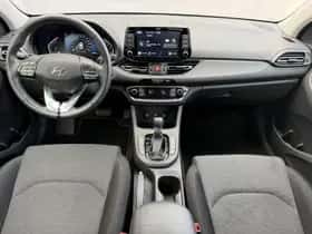 Hyundai i30 (2024) thumbnail 2
