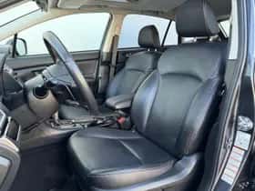 Subaru XV (2016) thumbnail 8