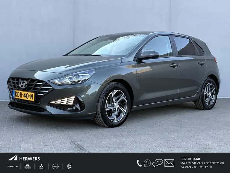Hyundai i30 (2022) — foto 1