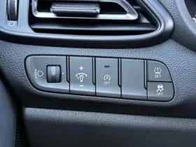 Hyundai i30 (2022) thumbnail 17