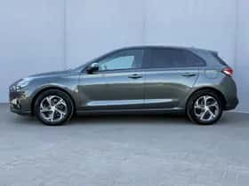 Hyundai i30 (2022) thumbnail 9