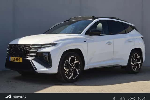 Hyundai Tucson (2024) thumbnail 1