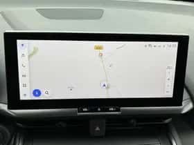 Toyota C-HR (2025) thumbnail 5
