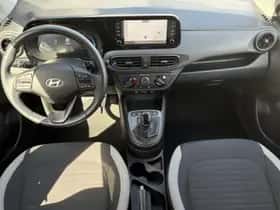 Hyundai i10 (2024) thumbnail 2