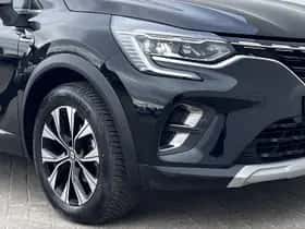 Renault Captur (2023) thumbnail 36