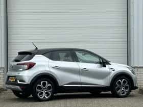 Renault Captur (2021) thumbnail 3