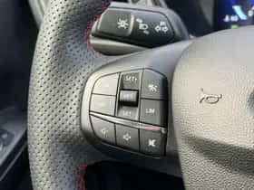 Ford Kuga (2024) thumbnail 18