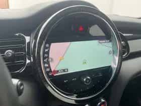 MINI Electric (2022) thumbnail 36