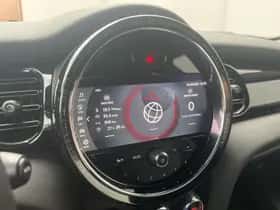 MINI Electric (2022) thumbnail 39