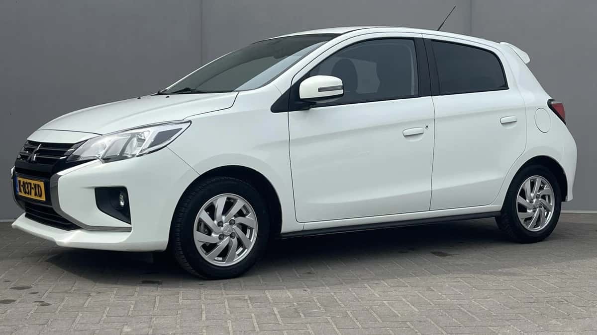 Mitsubishi Space Star (2021) — foto 1