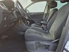 Volkswagen Tiguan (2022) thumbnail 9