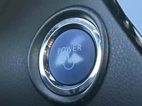 Toyota C-HR (2017) thumbnail 31