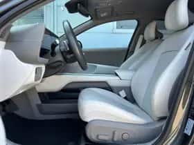 Hyundai Ioniq 6 (2023) thumbnail 7