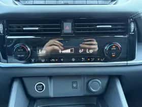 Nissan Qashqai (2022) thumbnail 4