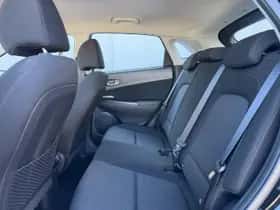 Hyundai Kona (2023) thumbnail 11