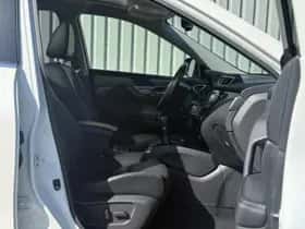 Nissan X-Trail (2016) thumbnail 4