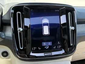 Volvo XC40 (2020) thumbnail 31