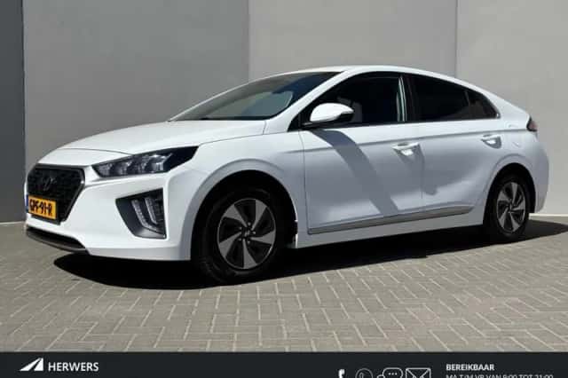 Hyundai Ioniq (2022)